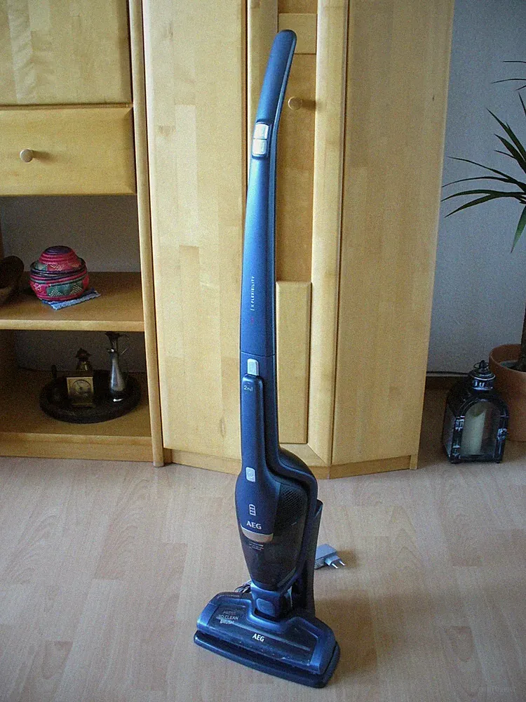 AEG CX7 X Flexibility 2 in 1 Akku Staubsauger