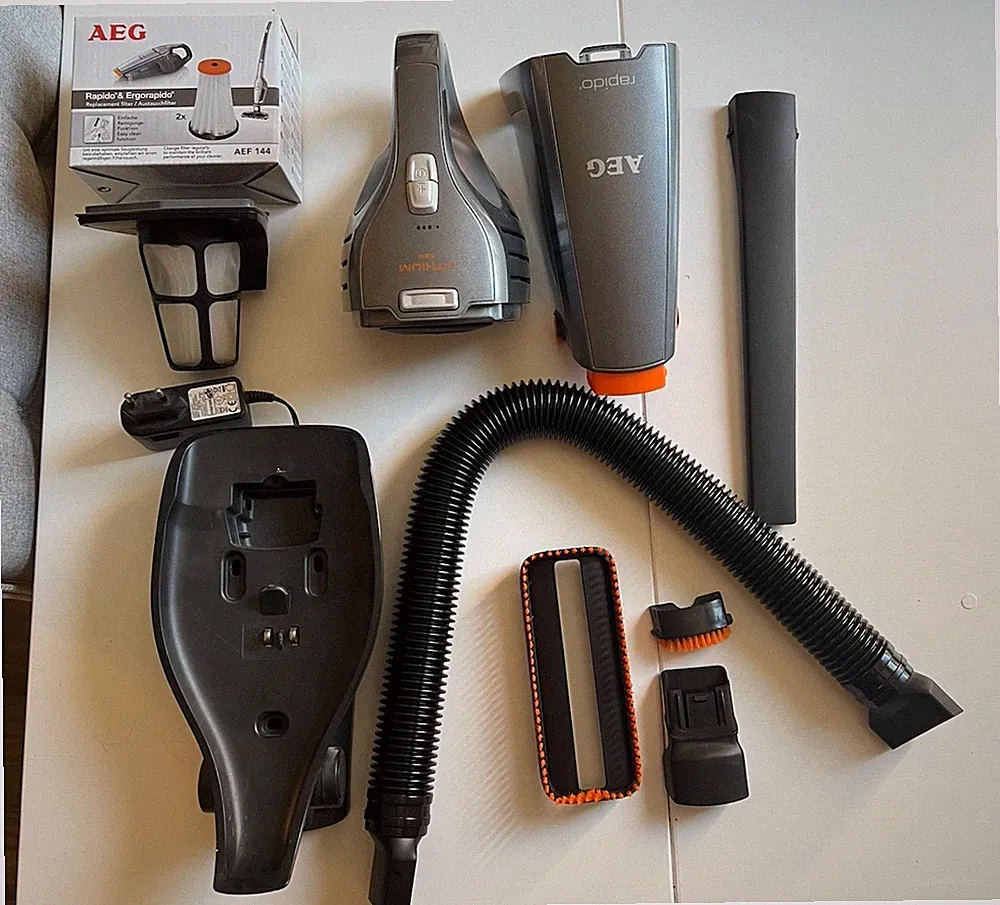 AEG Rapido Handstaubsauger 18V