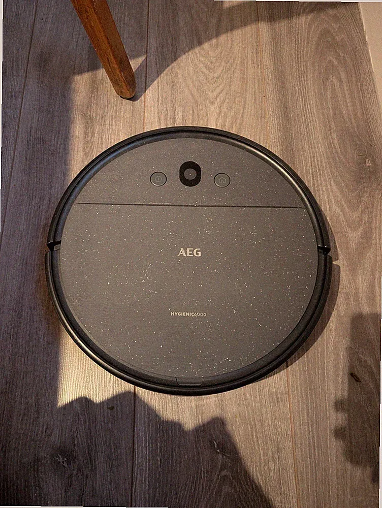 AEG Saugroboter Wischfunktion Gyroskop + Kamera Grau Android & IOS App