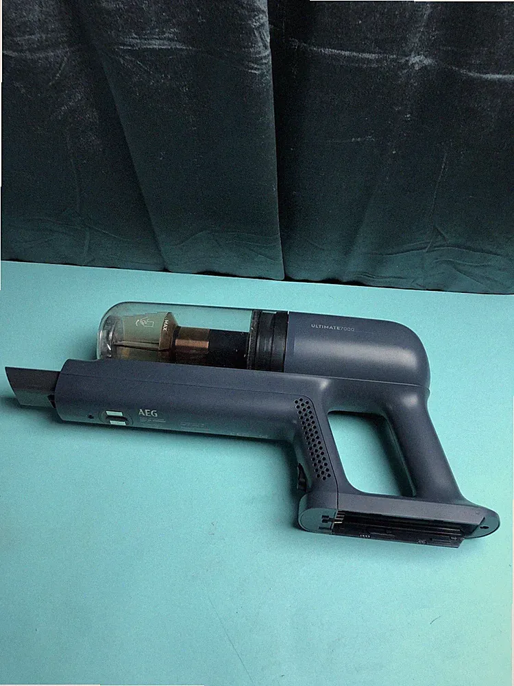 AEG Ultimate 7000 Kabelloser Stabstaubsauger