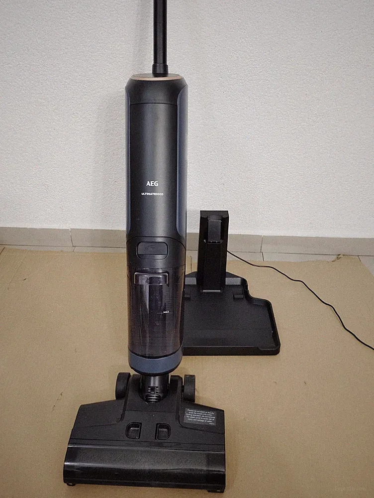 AEG Ultimate 8000 Wet & Dry Waschsauger Akku-Staubsauger BASTLER