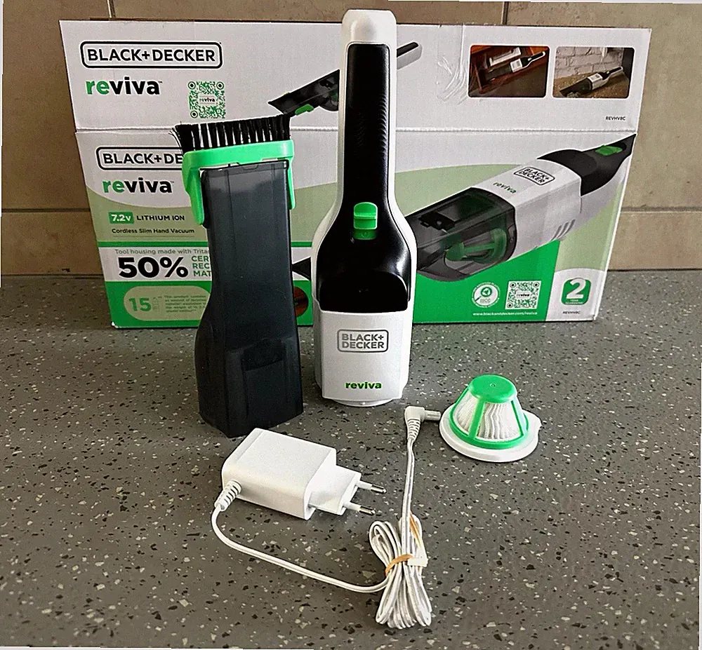 BLACK+DECKER reviva 7,2V Akku-Handstaubsauger kabellos beutellos + Zubehör
