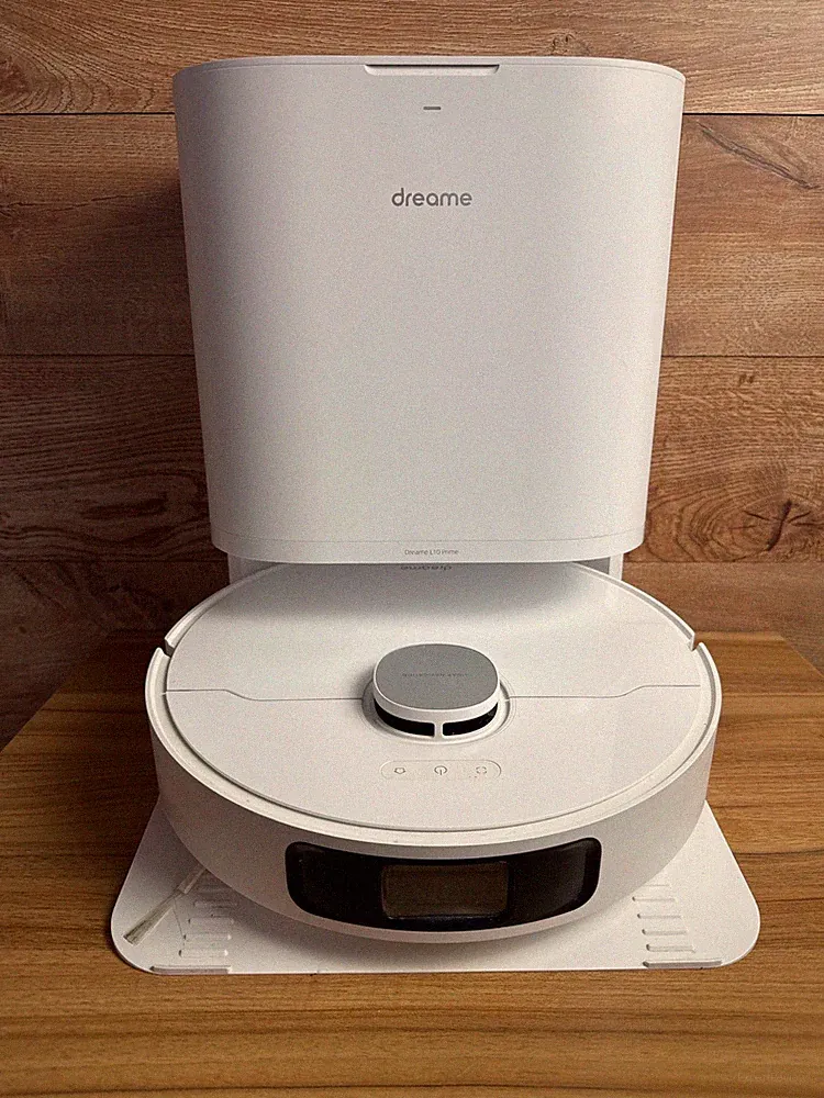 Der Staubsaugerroboter Dreame L10 Prime mit Wischfunktion hebt 7 mm an – LDS