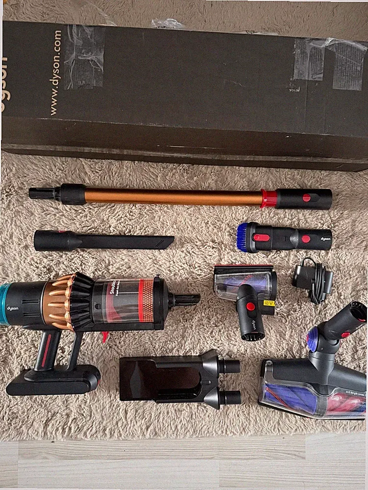 DYSON Akku-Hand-und Stielstaubsauger V16 (DS60) Piston Animal - gebraucht