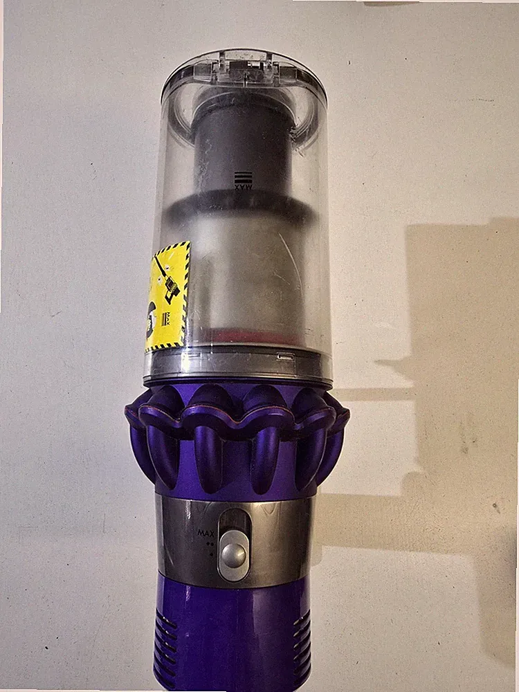 Dyson Cyclone V10 Absolute Staubsauger