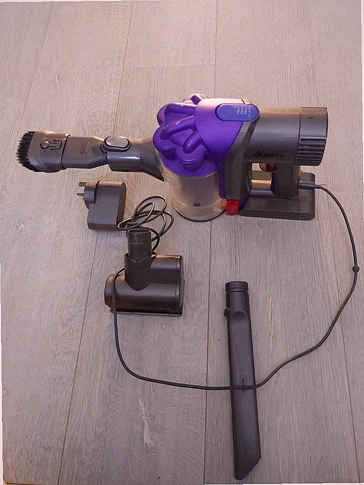 Dyson DC34 Handstaubsauger Verkauf Ersatzteile oder Reparatur