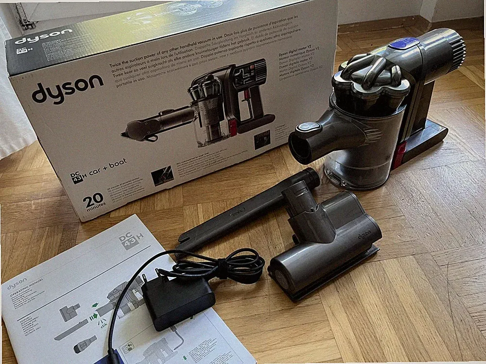 Dyson DC43H Car + Boat Handstaubsauger