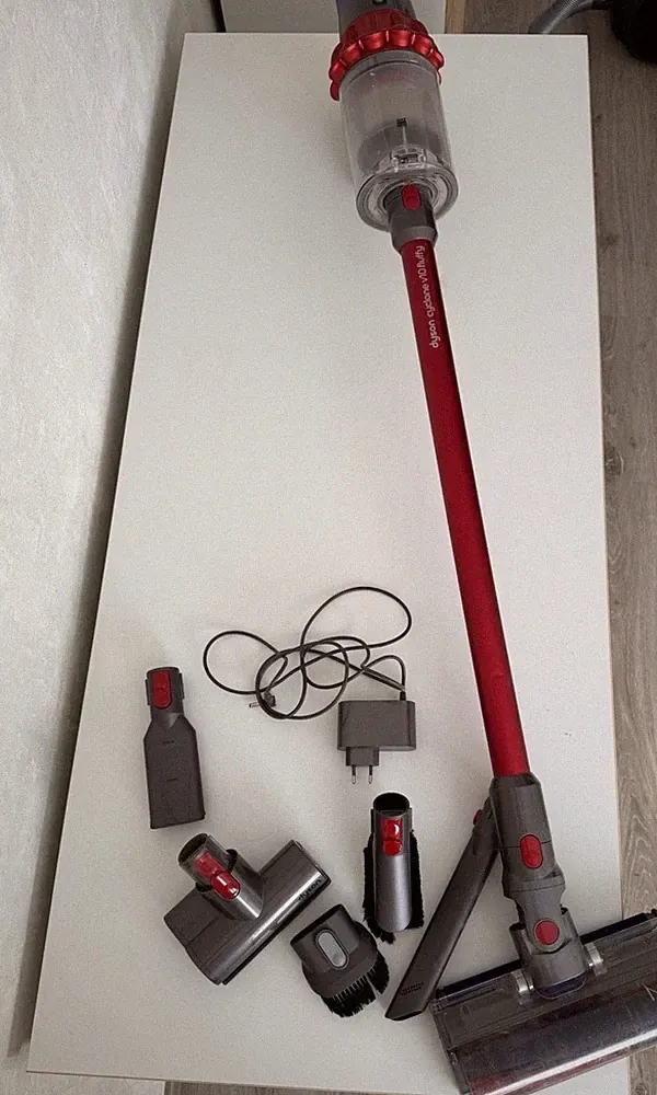 Dyson Fluffy V10 MultiClean Cyclone