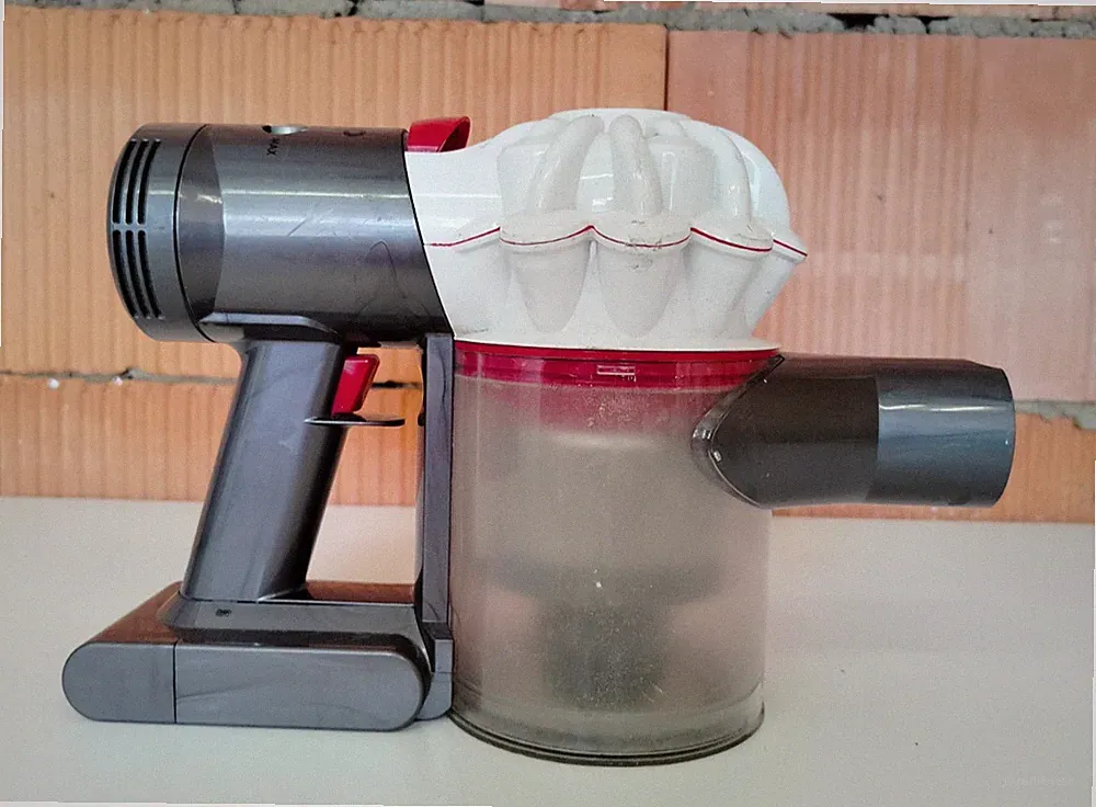 Dyson V6 Handstaubsauger defekt