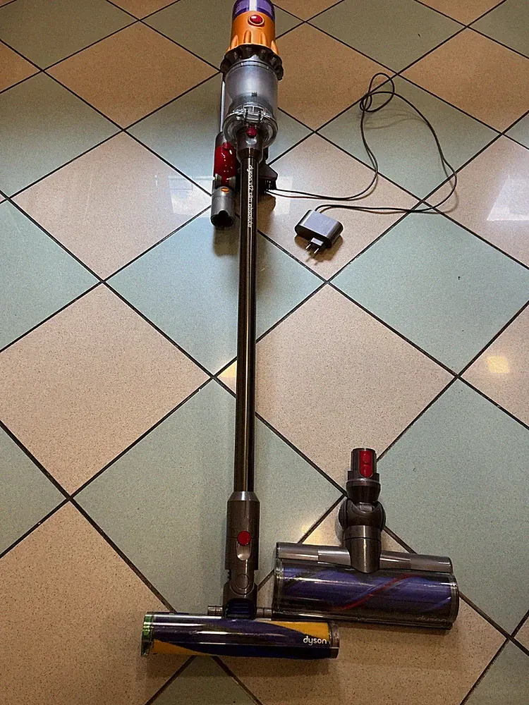 Dyson V12 Slim Absolute Stabstaubsauger