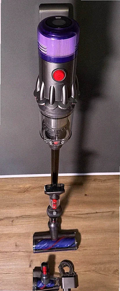Dyson V12 Detect Slim Absolute sehr Gründlich Gereinigt Mit Neuwertige Akku