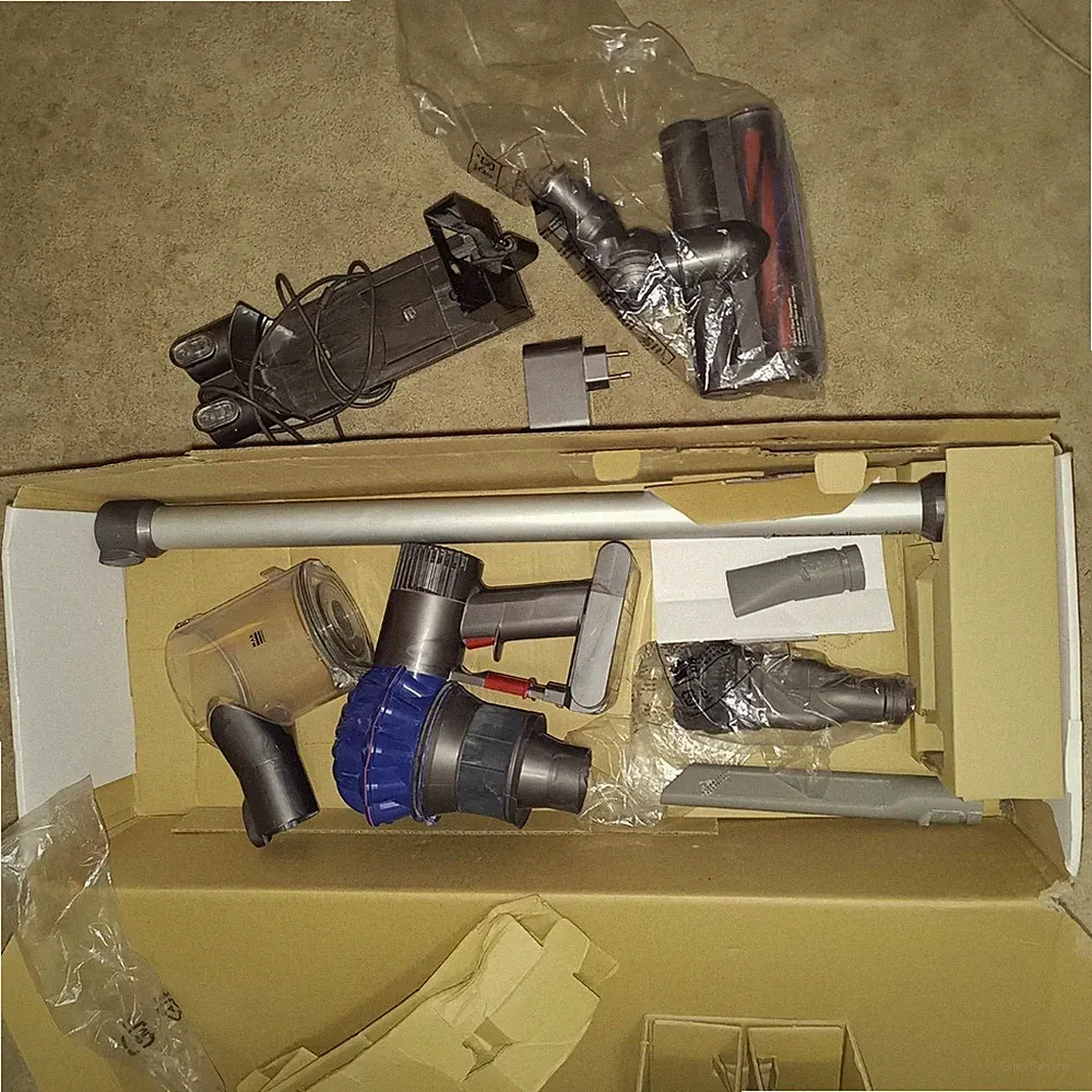 Dyson V6 Slim Handstaubsauger Blau/Grau Sehr guter Zustand