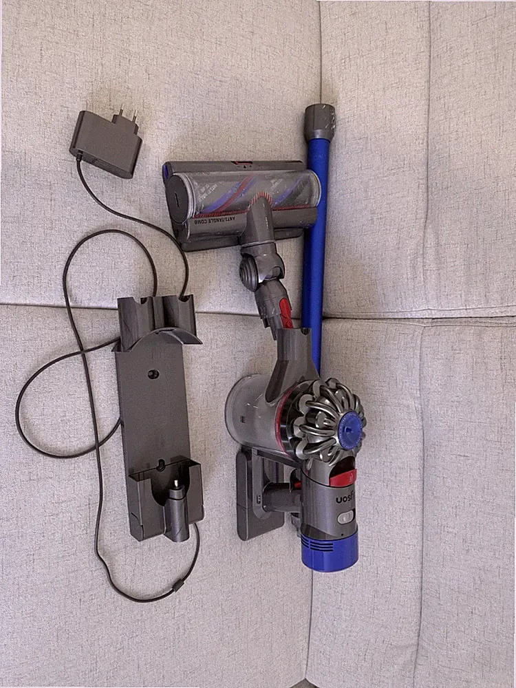 Dyson V8 Absolute Origin