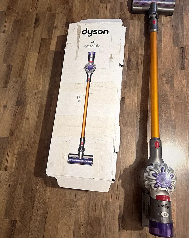 Dyson V8 Absolute Stabstaubsauger kabellos beutellos mit Bodenbürste grau