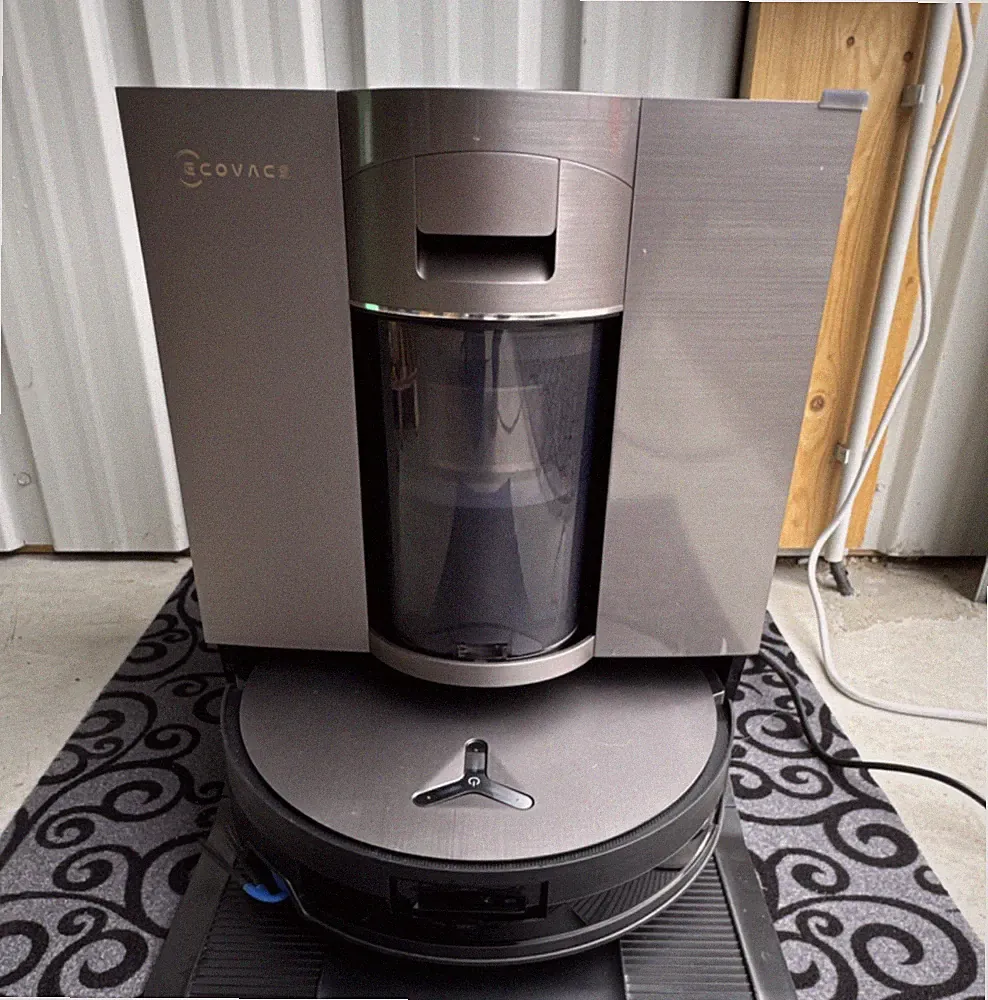 Ecovacs Staubsaugerroboter kabellos selbstreinigend