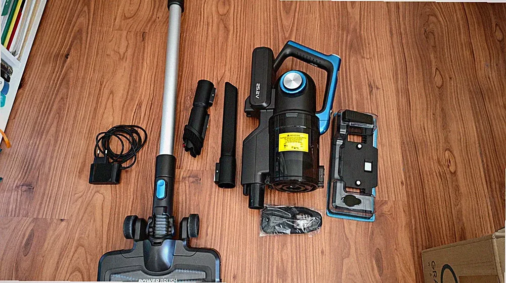 Koenic KVR 25221 MOP Stabstaubsauger kabellos 25,2V 150W mit Zubehör