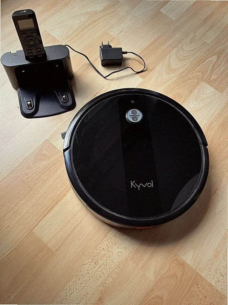 Kyvol Cybovac E20 Saugroboter mit Ladestation & Fernbedienung