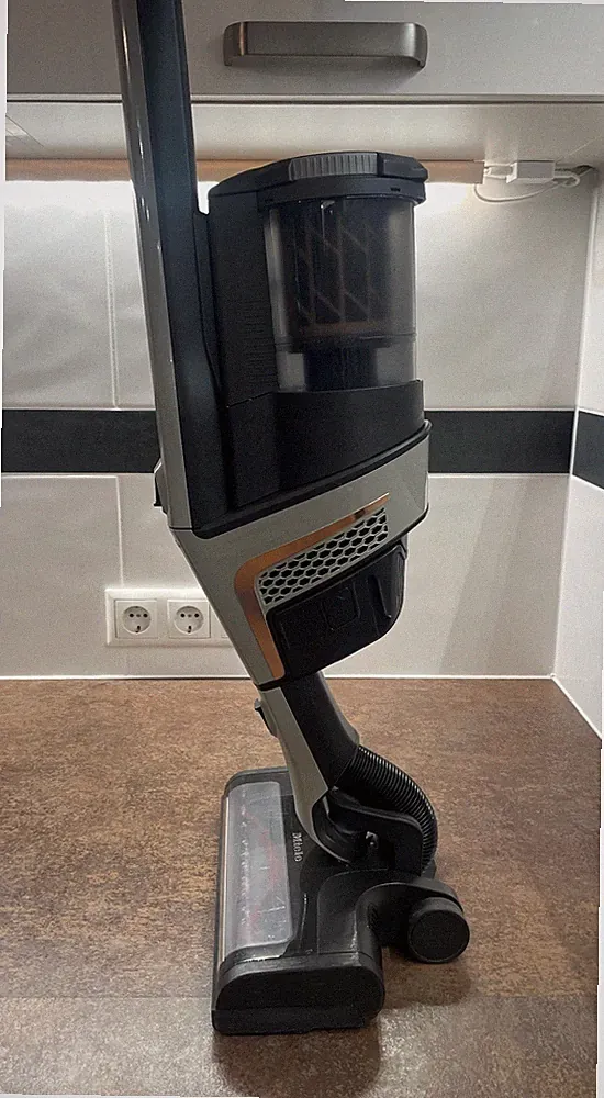 Miele Triflex HX2 Sprinter SOML5 Akku-Staubsauger 2 Akkus Zubehör