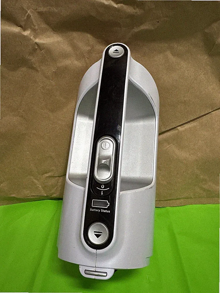 Nur Hauptgerät - Bosch 3251GB/03 Akku-Staubsauger #A33,5
