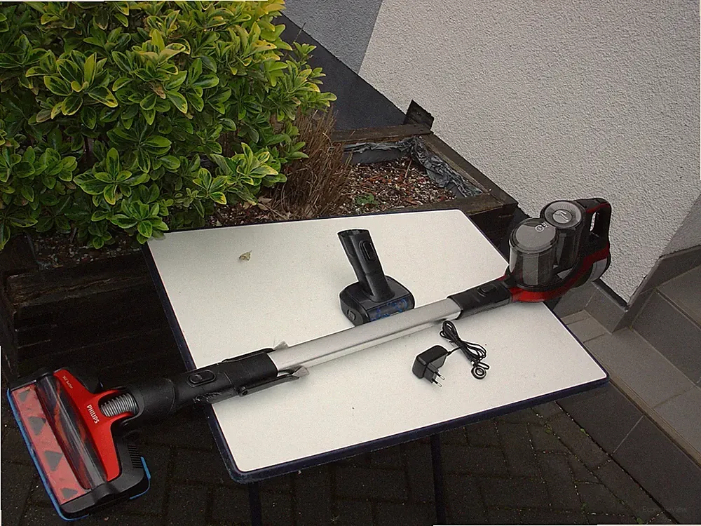 Philips XC7043/01 SpeedPro Max Akkustaubsauger