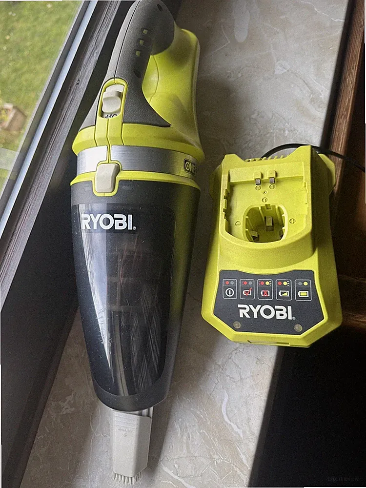 Ryobi ONE+ Akku Handstaubsauger CHV182