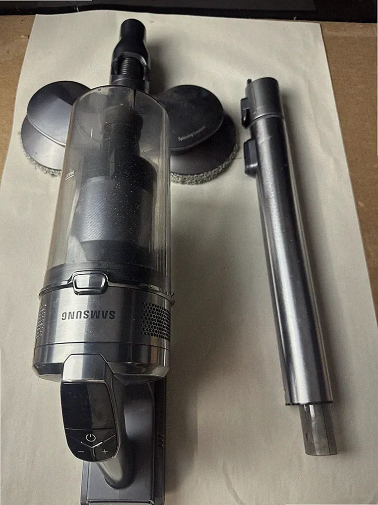 Samsung Jet 75/75 E Pet Akku-Stielstaubsauger mit Schleuderkehrmaschine