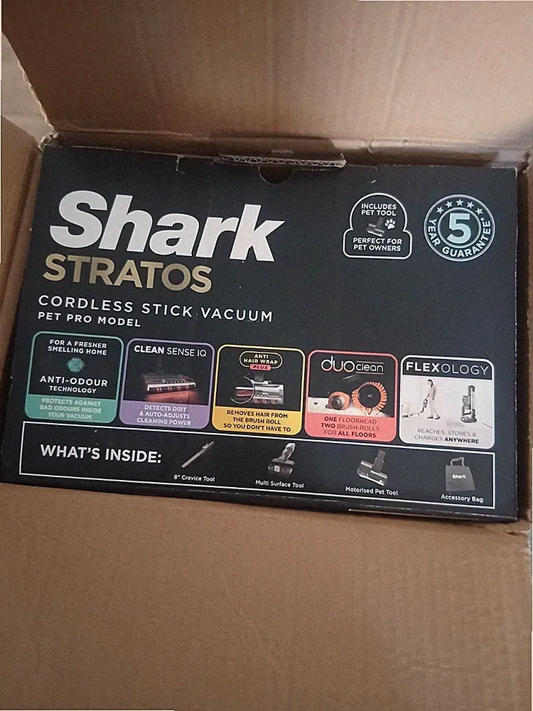 Shark PowerPro Pet Akku-Stielstaubsauger IZ400UKT