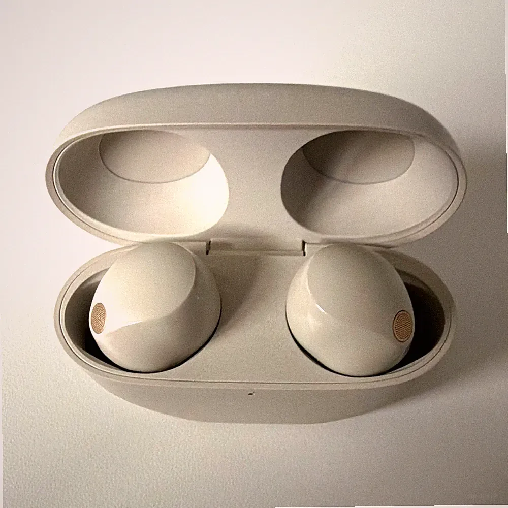 Sony WF-1000XM5 In-Ear Bluetooth Kopfhörer kabellos weiß mit Ladecase