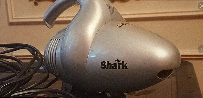 Vintage Handstaubsauger „The Shark“ Solac EP033 – Retro 2000er