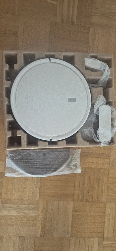 Xiaomi Robot Vacuum E12