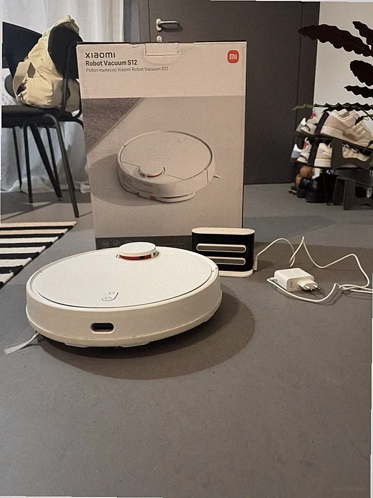 Xiaomi Vacuum S12 Robot